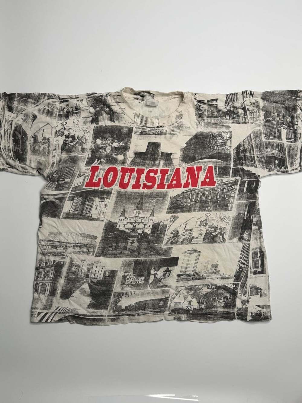 Vintage Accord Louisiana All Over Print New Orleans Landmark Newspaper T-Shirt